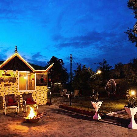 Republika Central Mansehra エクステリア 写真