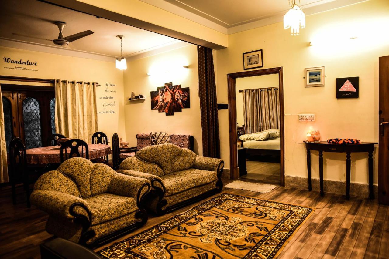 Republika Central Mansehra エクステリア 写真