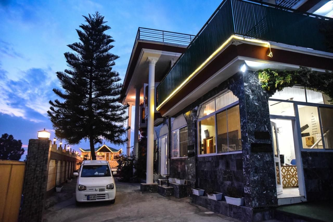 Republika Central Mansehra エクステリア 写真